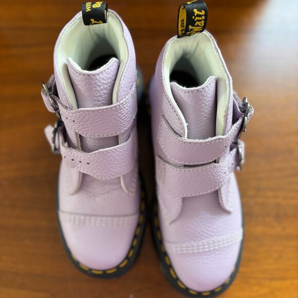 NEVER WORN: Dr. Martens Lilac Boots-Size US7 - Picture 4 of 5